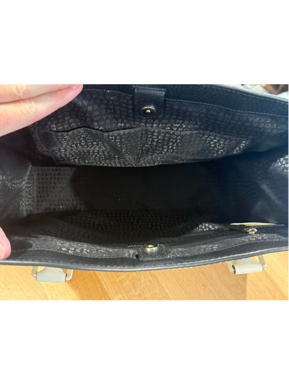 Women's Kate Spade Tote Bag One Size Black and White - Picture 7 of 11